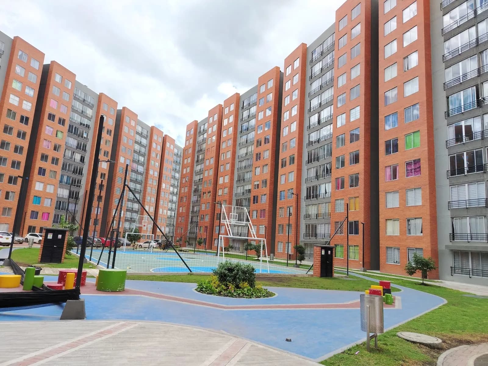 Arriendo Apartamento Madrid Conjunto Romero — foto 3