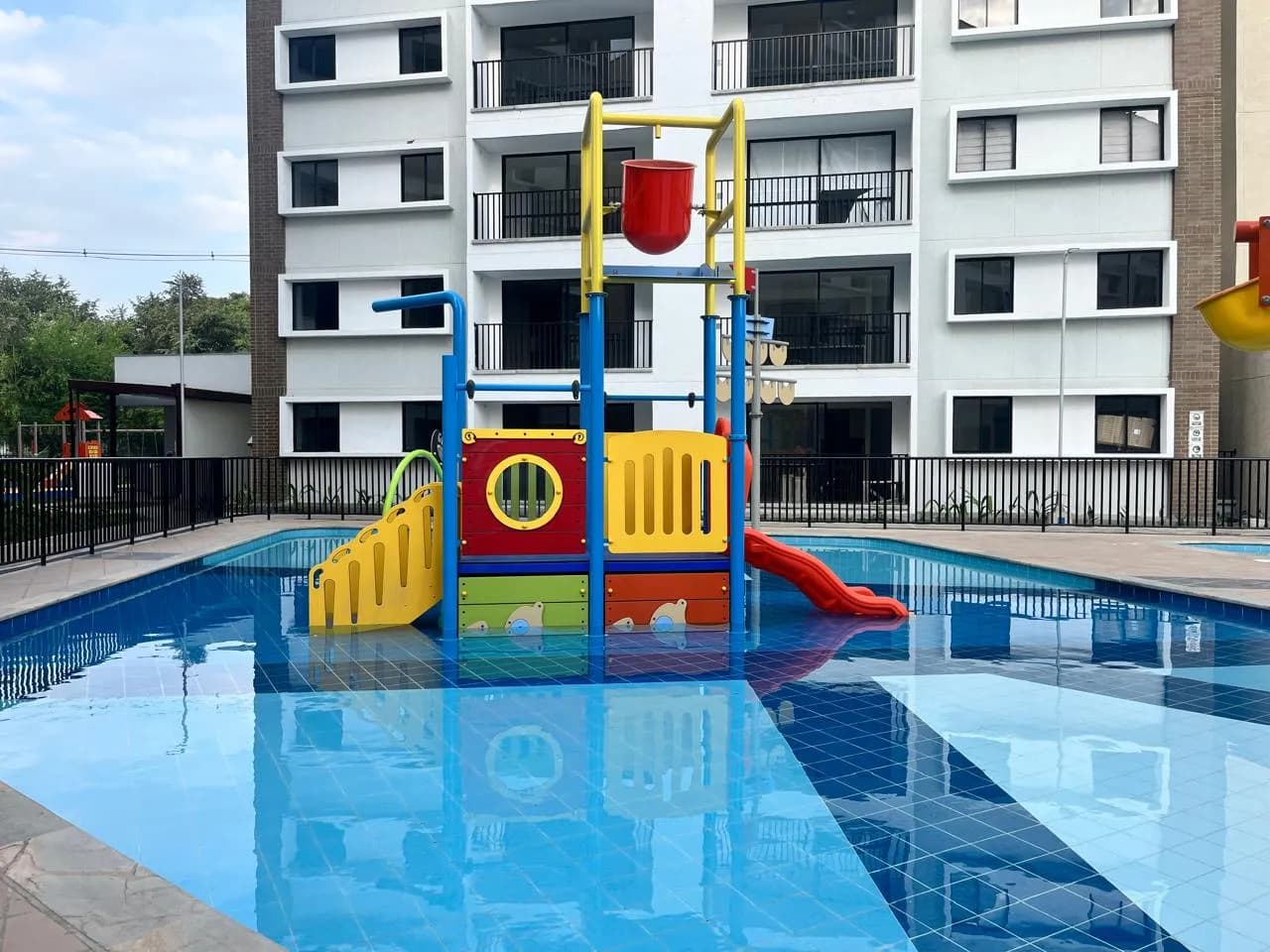 Apartamento en Venta en Valle del Lili Unidad Calatea, Parque Vivero — foto 13
