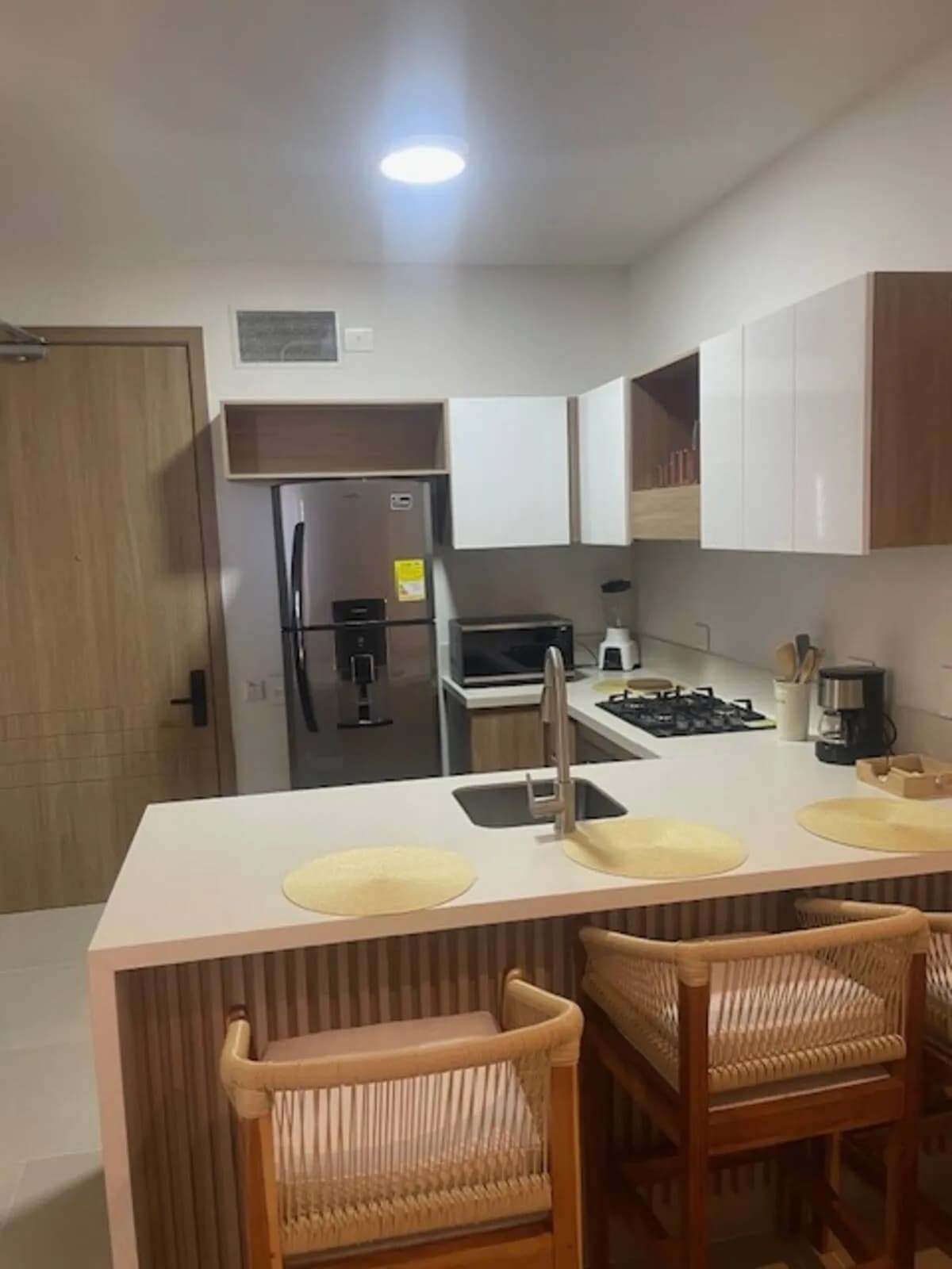 APARTAMENTO AMOBLADO EN VENTA EN BAÍA KRISTAL - CARTAGENA — foto 4