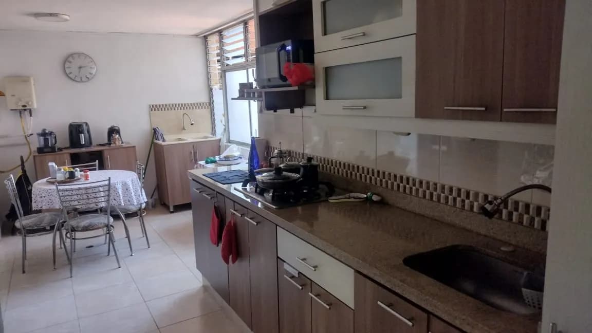 Apartamento en venta en Conquistadores, Medellín – 155 m² reformado con balcón — foto 15