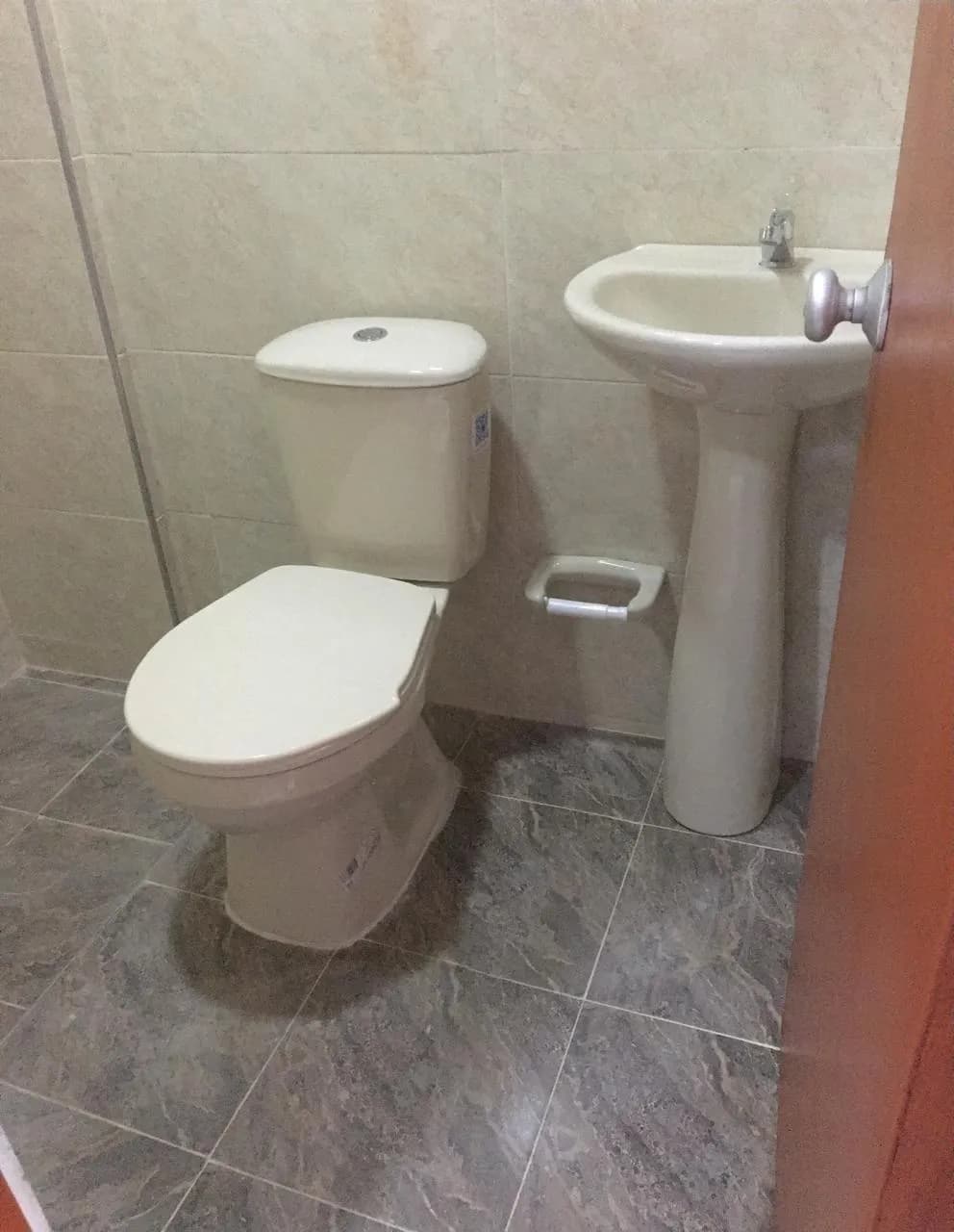 Apartaestudio Amoblado en Arriendo en Urbanizacion Calimio Norte — foto 9