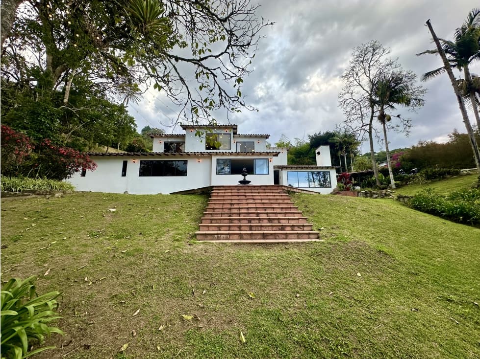 CASA CAMPESTRE EN EL RETIRO — foto 3