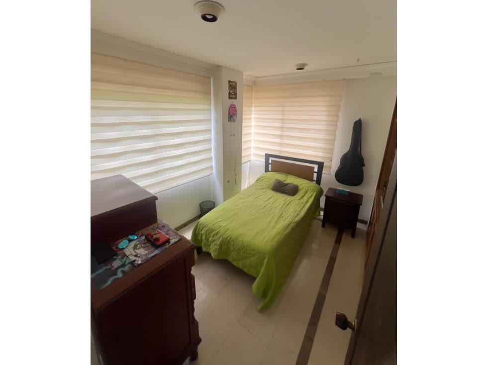APARTAMENTO EN VENTA - SECTOR PINARES, EDIFICIO LIVERPOOL — foto 4