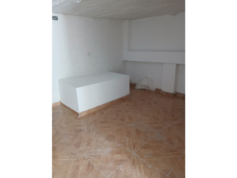 CASA EN VENTA DE TRES NIVELES INDEPENDIENTES - SECTOR CENTRO, CRA 2 — foto 3