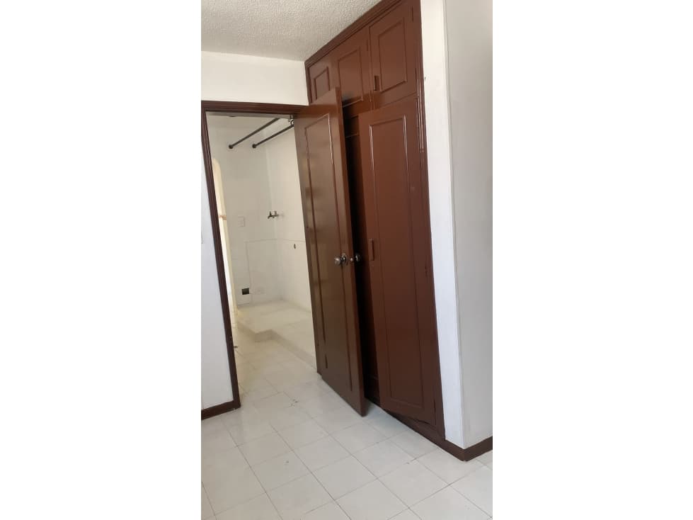 APARTAMENTO EN VENTA EDIFICIO ITAURI; CENTRO PEREIRA — foto 5