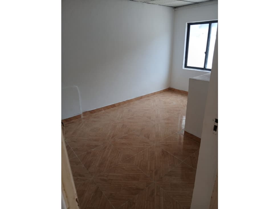 CASA EN VENTA DE TRES NIVELES INDEPENDIENTES - SECTOR CENTRO, CRA 2 — foto 4