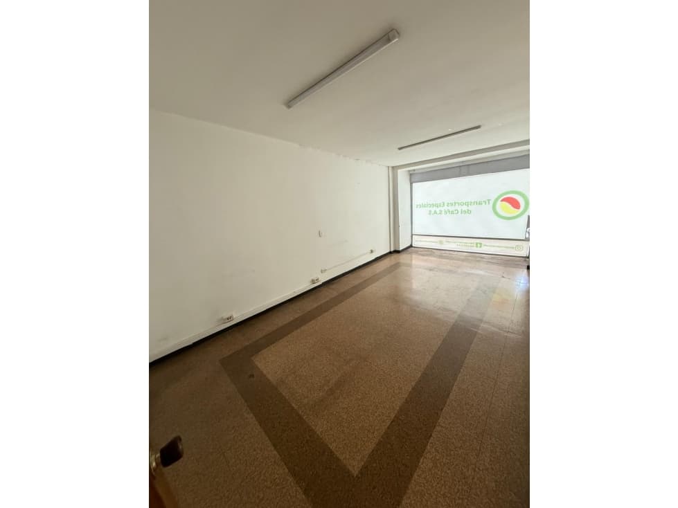 LOCAL COMERCIAL EN RENTA - SECTOR CIRCUNVALAR, ARRIBA DE CHUPITOS — foto 1