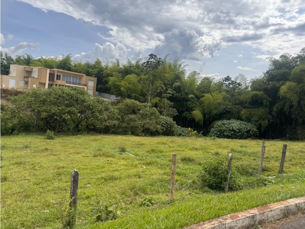 EN VENTA LOTE EN MALABAR PEREIRA — foto 1