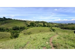 EN VENTA LOTE EN CERRITOS PEREIRA
