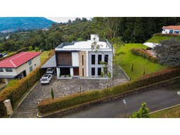 Casa campestre para la venta y renta en Guarne