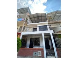VENDO CASA EN EL BARRIO SAN MARCOS (P.Z) CW:9873042