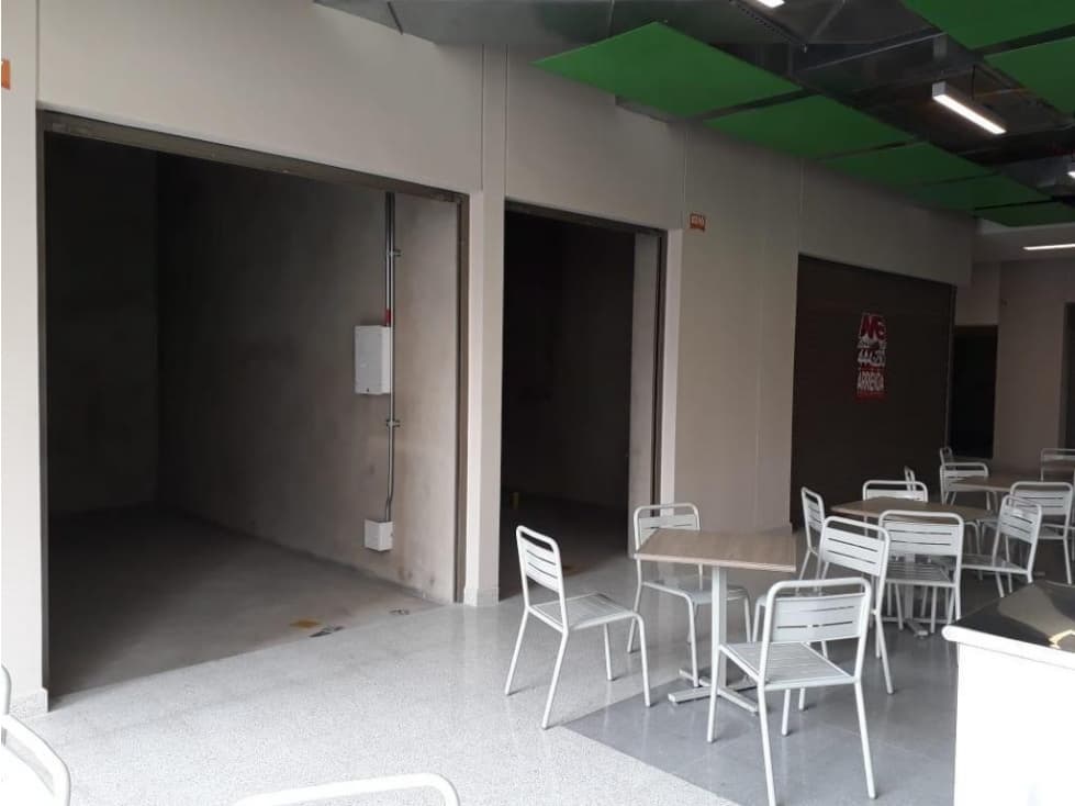 Local Centro Comercial Tranvía Plaza — foto 2