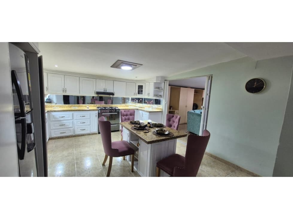 Apartamento amplio, iluminado y con excelente distribución — foto 3