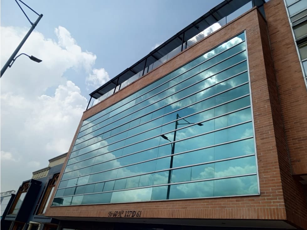OFICINAS ARRIENDO EN EDIFICIO 1211M2 TRANSMILENIO NORTE BOGOTA D.C — foto 2