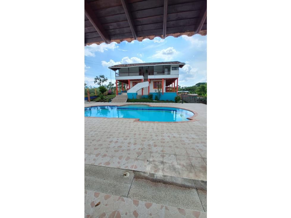 EN VENTA FINCA EN MONTEZUMA, VÍA ALCALÁ — foto 4
