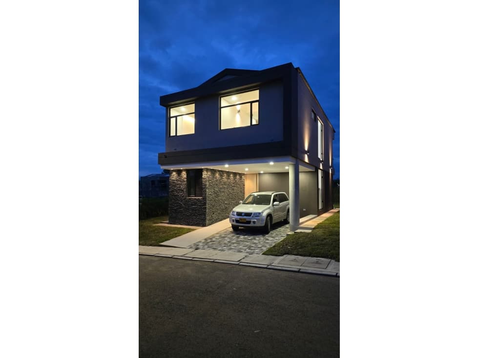 CASA 83 SERENO — foto 1