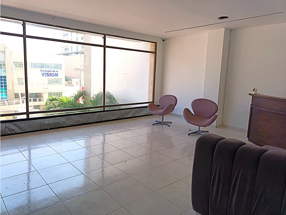 VENTA DE LOCAL EN SAN VICENTE — foto 2