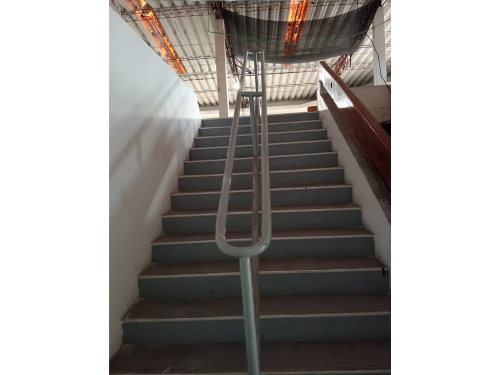LOCAL EN ARRIENDO EN LAS DELICIAS — foto 5