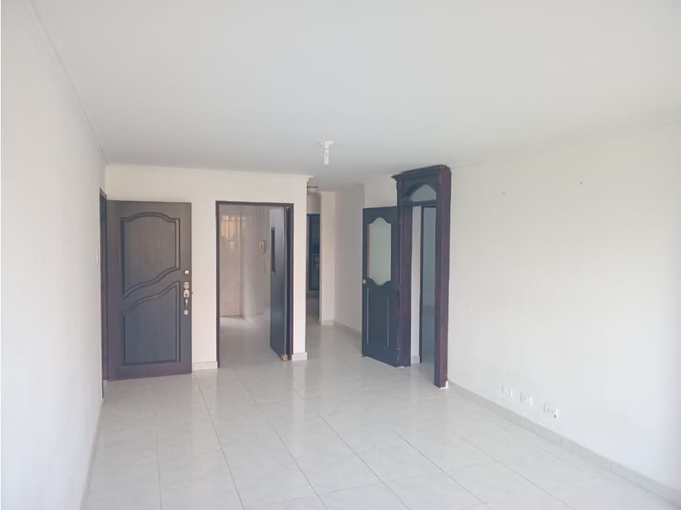 APARTAMENTO EN ARRIENDO Y VENTA EN RIOMAR — foto 1