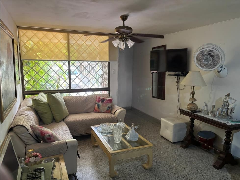 CASA EN VENTA EN RIOMAR — foto 2