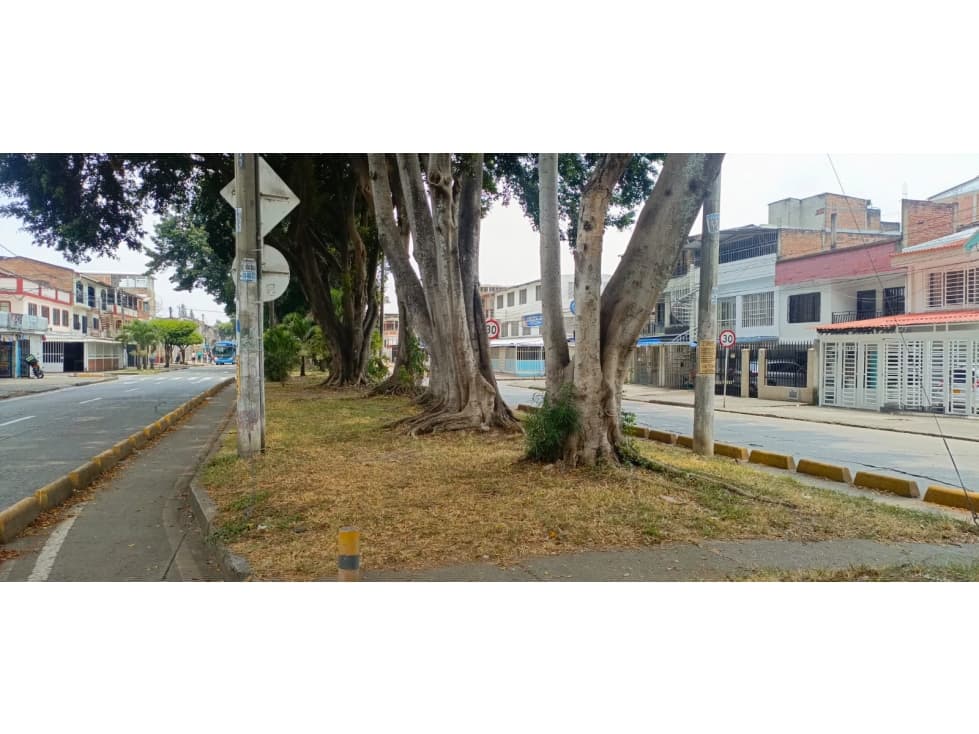 VENTA CASA BARRIO LAS GRANJAS "ZONA SUR" — foto 3