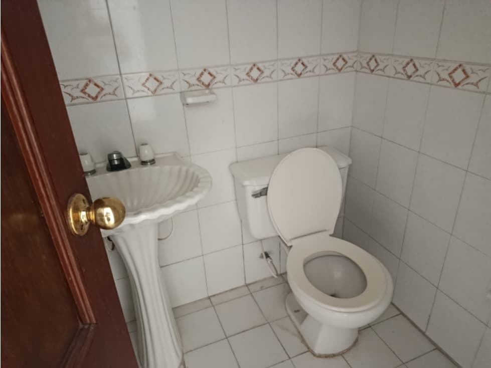 ARRIENDO APARTAESTUDIO PRIMERO DE MAYO — foto 4