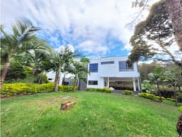 SE VENDE FINCA EN PARCELACIÓN EN GUARNE ANTIOQUIA