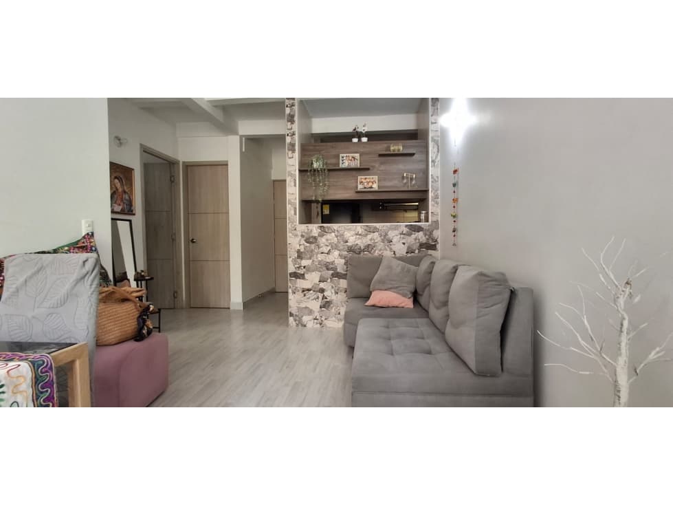 Apartamento en venta en Navarra Bello — foto 1