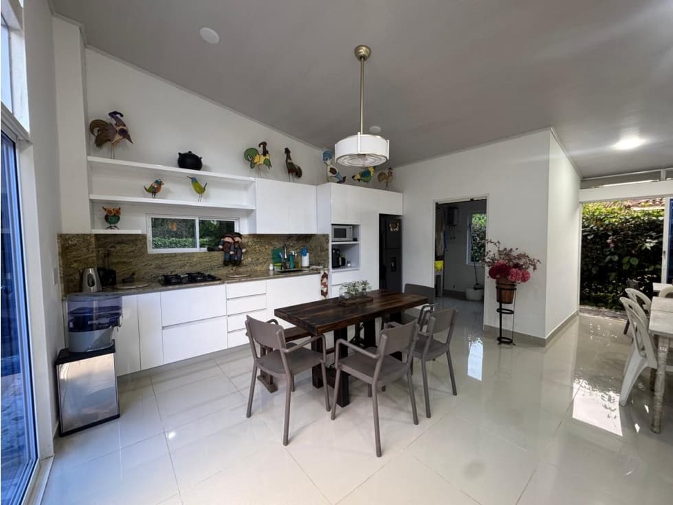 CASA INDEPENDIENTE EN PANCE RODEADA DE VERDE — foto 6