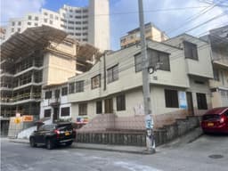 VENTA DE CASA EN MANIZALES, CON 4 RENTAS.