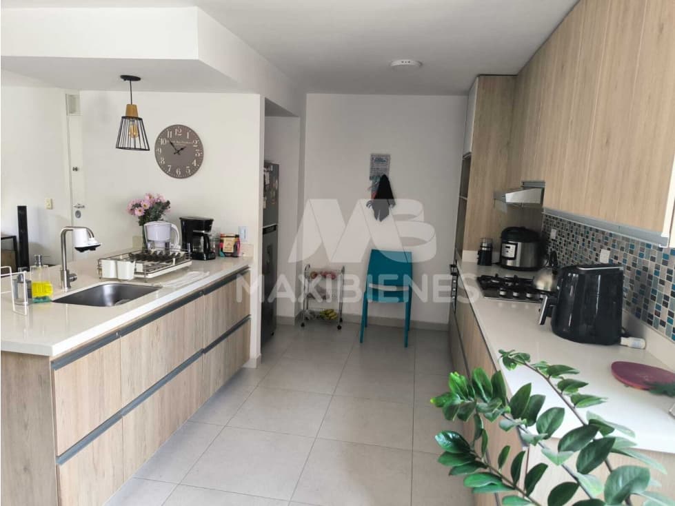 APARTAMENTO EN VENTA SECTOR LAURELES — foto 4