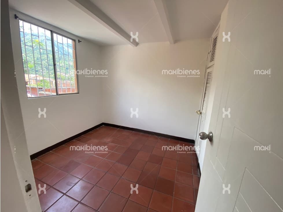 SE ARRIENDA APARTAMENTO EN EL CARMELO BELLO. — foto 3