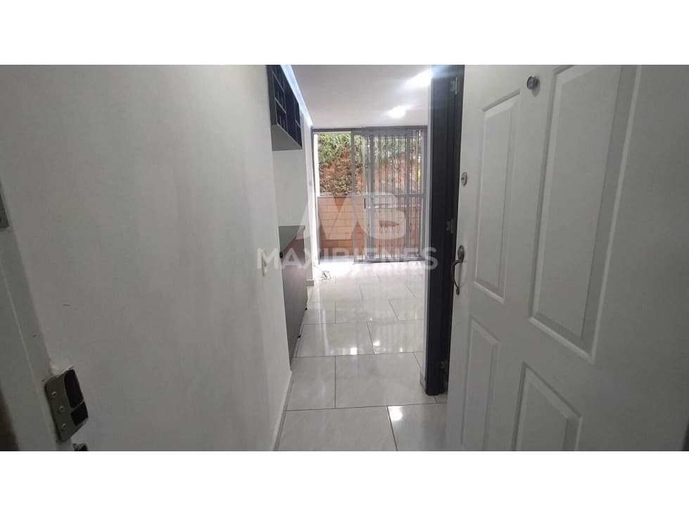 APARTAMENTO EN VENTA SECTOR ROBLEDO — foto 1