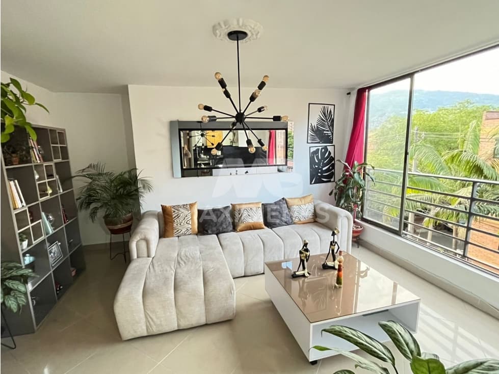 APARTAMENTO EN VENTA SECTOR SANTA LUCIA — foto 2