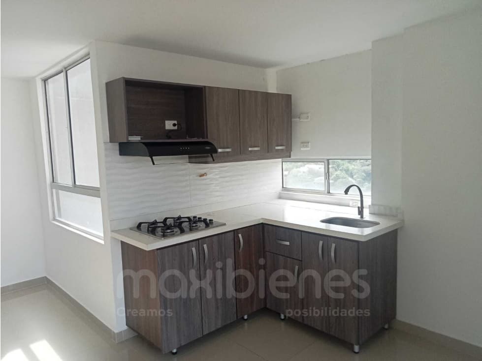 APARTAMENTO PARA ARRIENDO UBICADO EN BELLO — foto 6