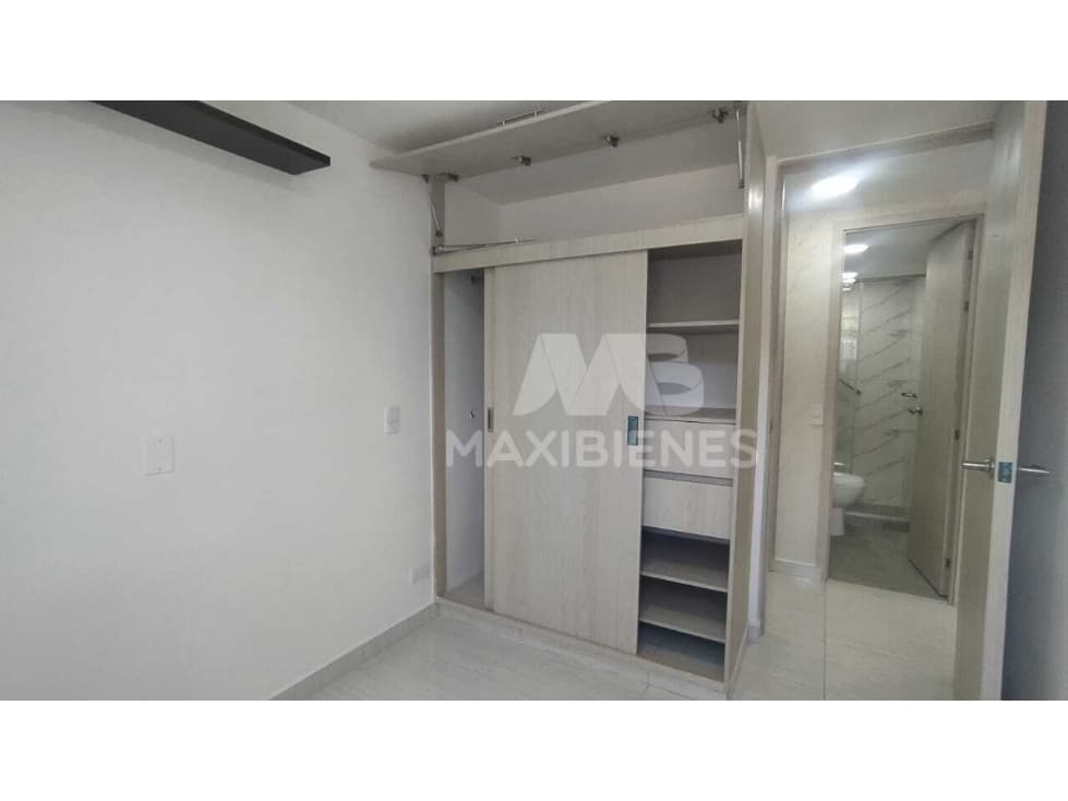 APARTAMENTO EN VENTA SECTOR ROBLEDO — foto 5