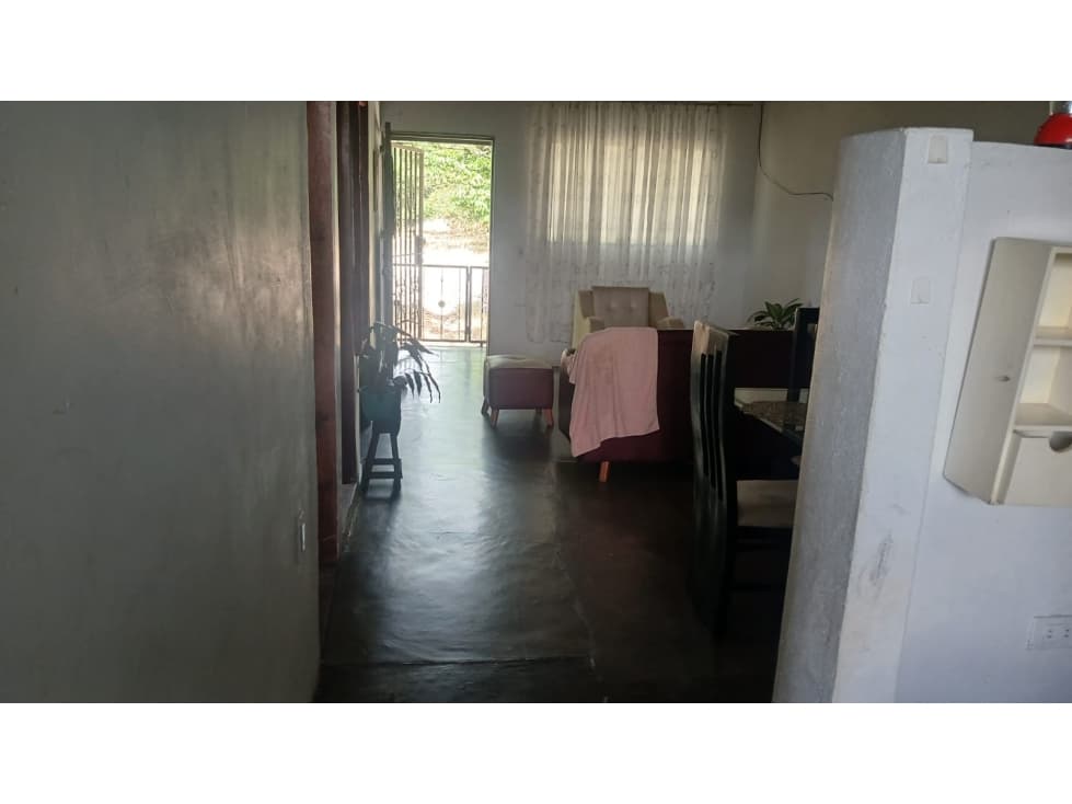 CASA DE 2 PISOS EN COLINA DE LA FLORIDA — foto 5