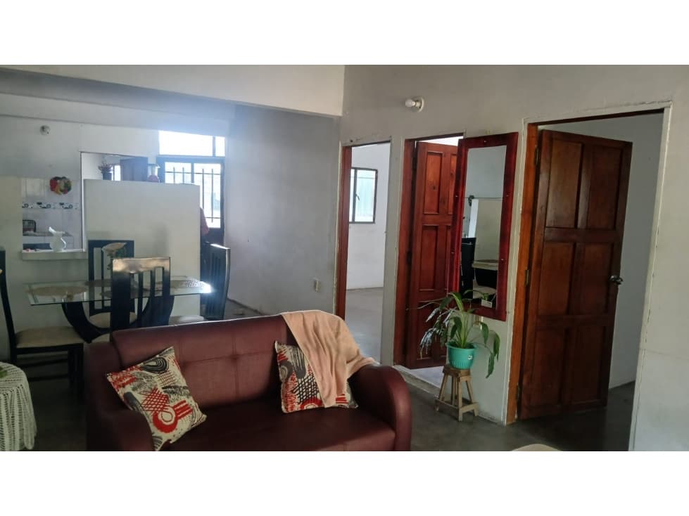 CASA DE 2 PISOS EN COLINA DE LA FLORIDA — foto 6