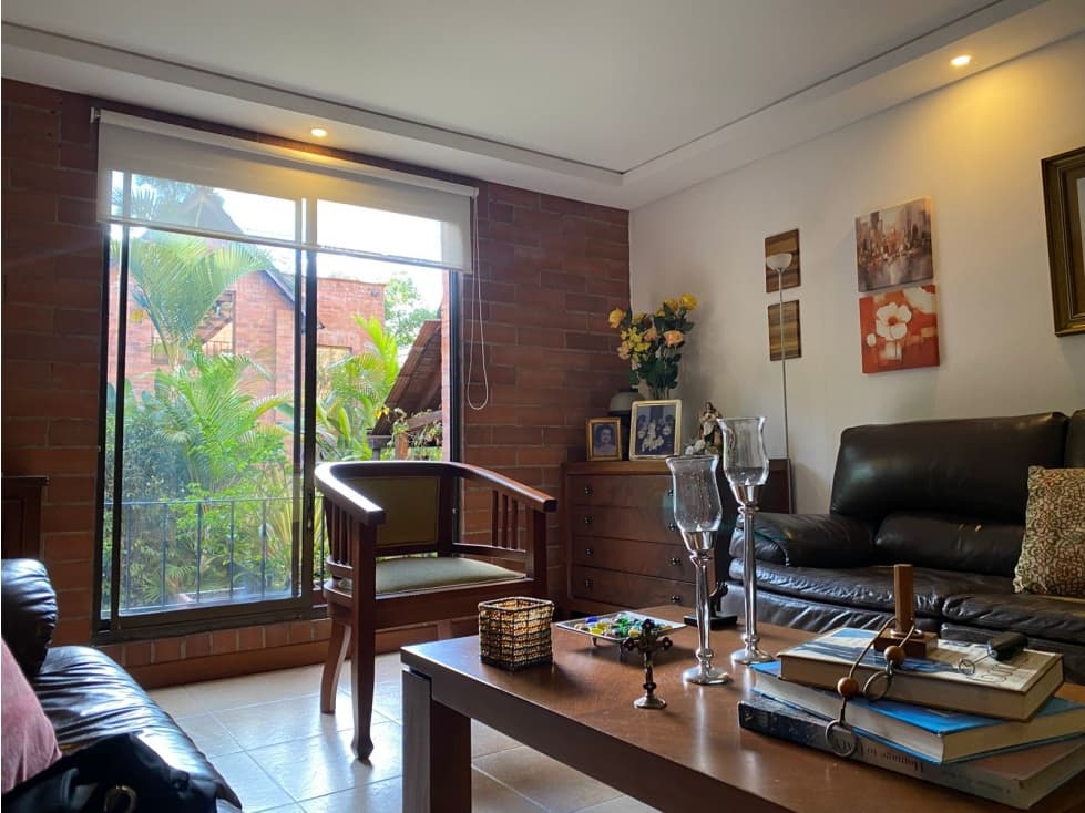 VENTA CASA EN ENVIGADO, LOMA DE LAS BRUJAS — foto 5