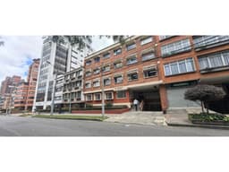 SE VENDE OFICINA EN CHAPINERO
