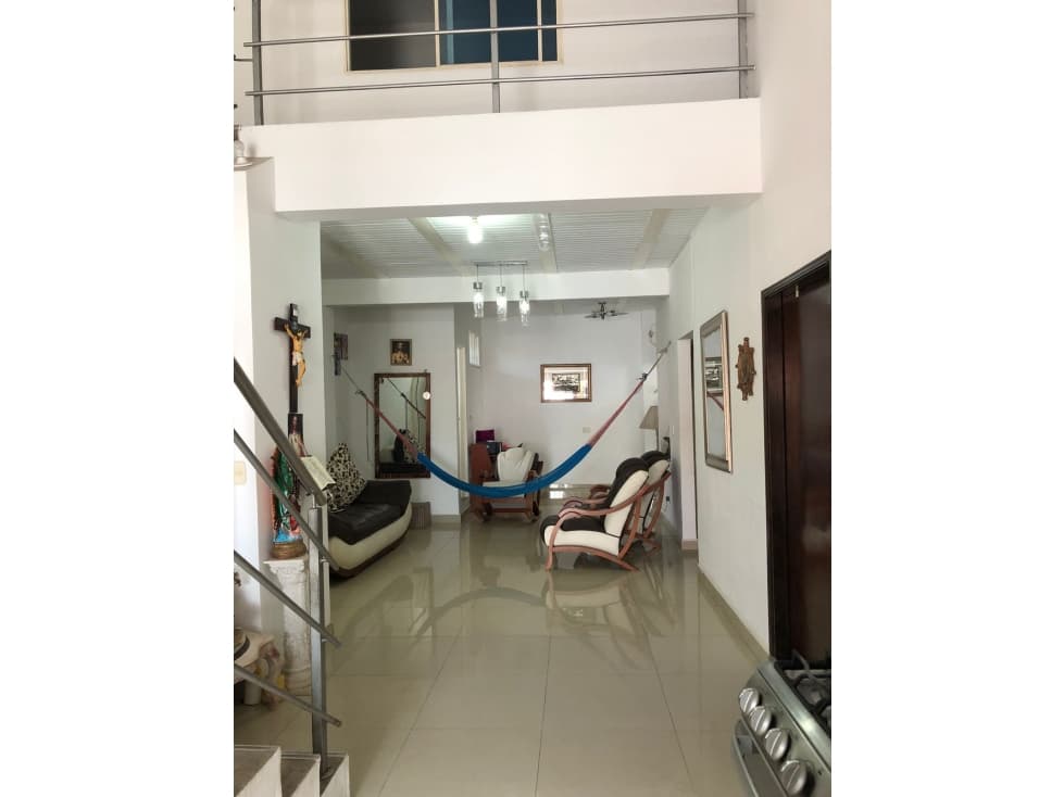 SE VENDE ESPECTACULAR CASA BARRIO VILLA NELY — foto 3