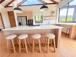 CASA CAMPESTRE EN ARRIENDO UNIDAD SEMICERRADA