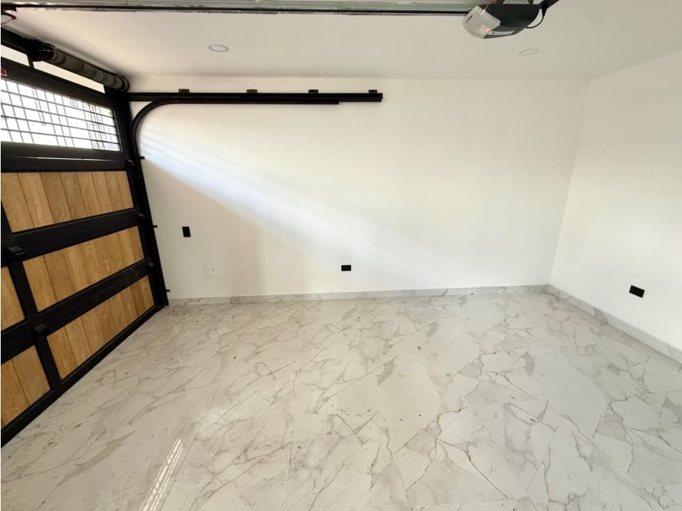 HERMOSA CASA ESQUINERA EN VENTA — foto 4