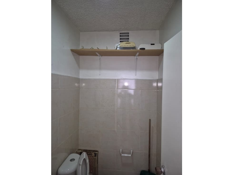 VENTA OFICINA 7 DE AGOSTO-CHAPINERO — foto 3
