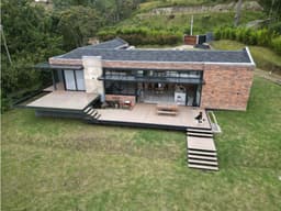 Casa Campestre en Venta | Parcelación La Catedral, Envigado
