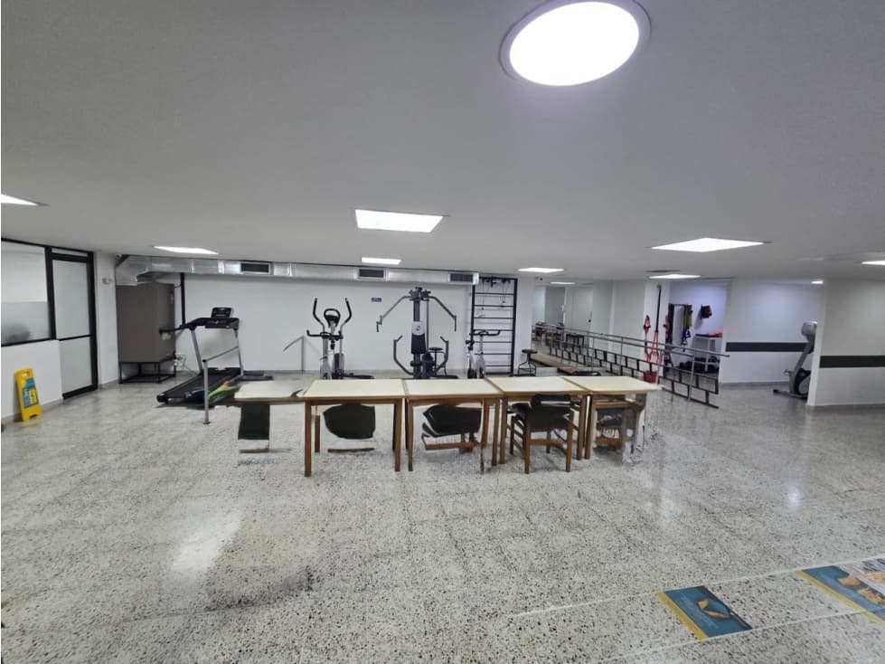 Consultorios y Local Comercial en Venta | Centro de Medellín — foto 2
