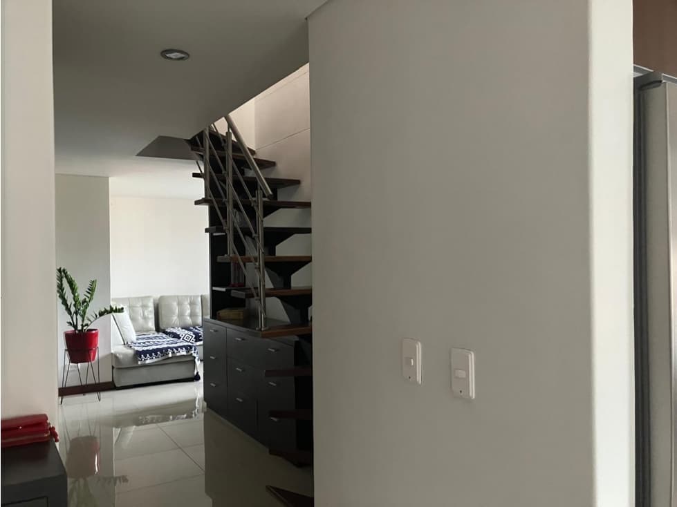 SE VENDE APARTAMENTO EN EL POBLADO — foto 4