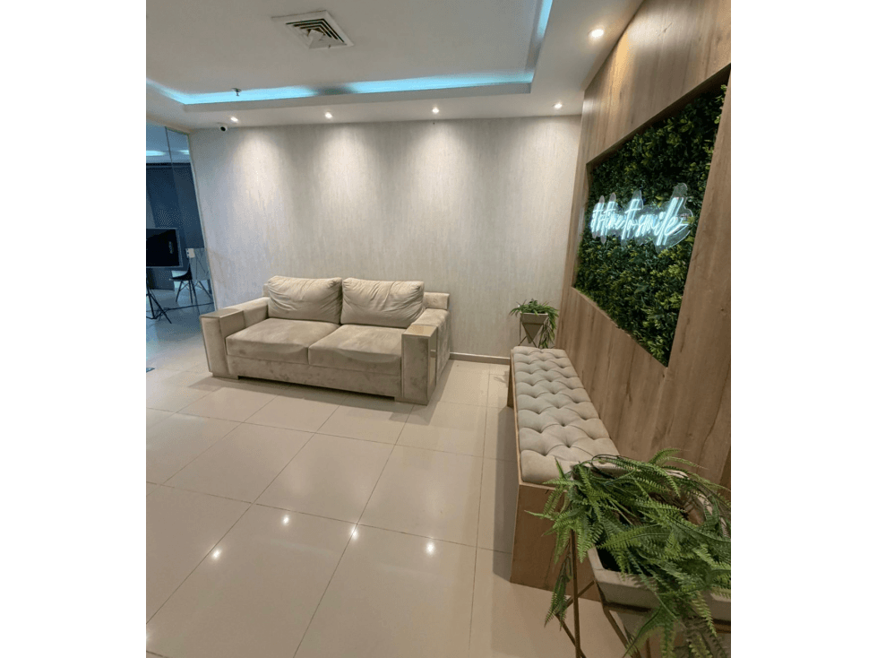 VENTA DE OFICINA TORRE EMPRESARIAL LAS AMERICAS — foto 3