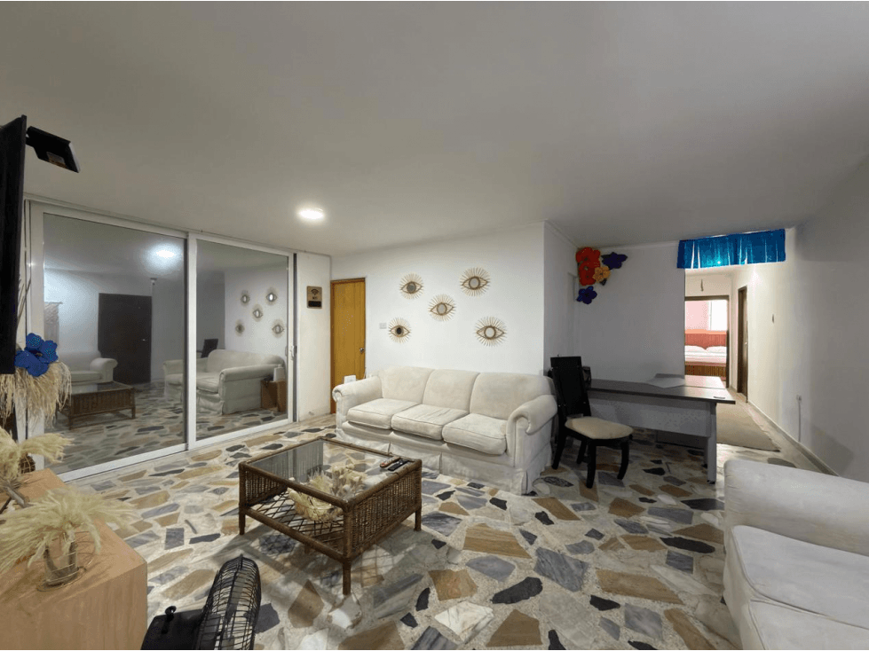 VENTA DE HOSTAL EN RIOMAR — foto 3