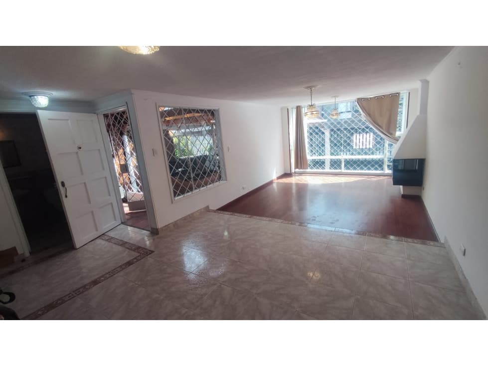 VENDO LINDA CASA EN BARRIO BATÁN! — foto 5